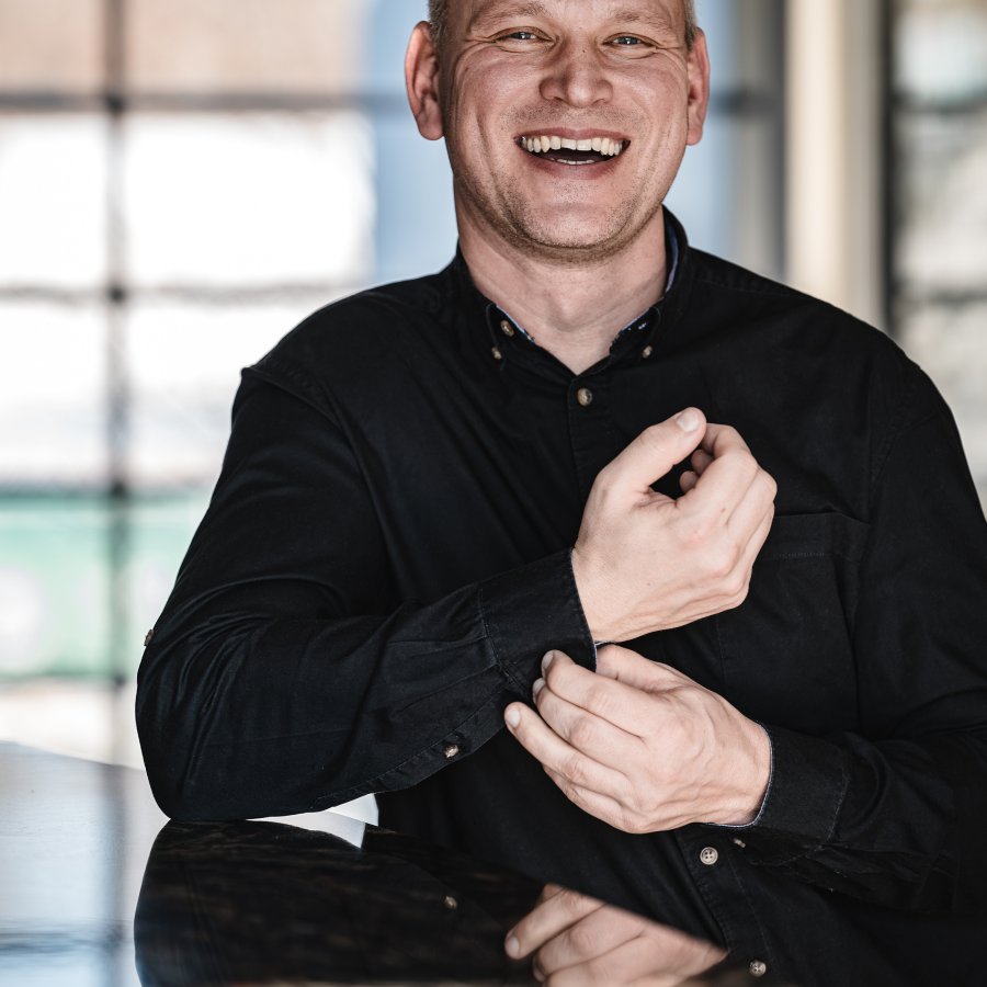 Pavel Najman: Dnešní mladí nejsou líní. Jen vyrůstají v úplně jiné ekonomické realitě.